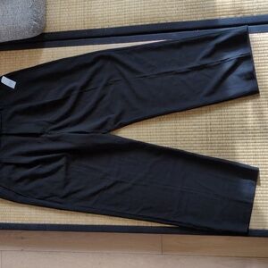 GAP 365 Relax Pleated Trousers Size 36x30 Black Wide-Leg Pant